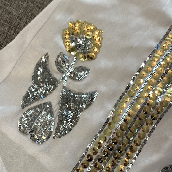 NEW! XOXO top! - Picture 3 of 4